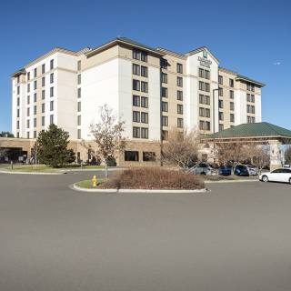 Embassy Suites by Hilton Denver International Airport