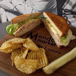 Mondo Market