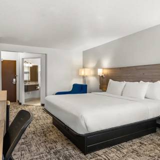 Quality Inn & Suites Denver International Airport