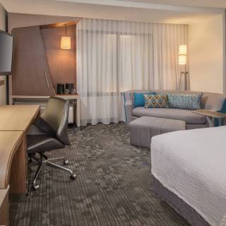 Courtyard by Marriott Denver Aurora