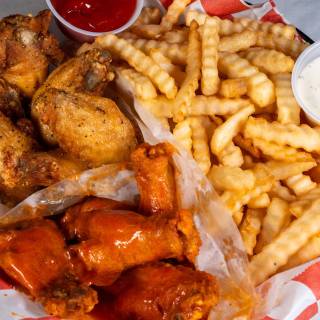 Wings Pier Seafood & Wings