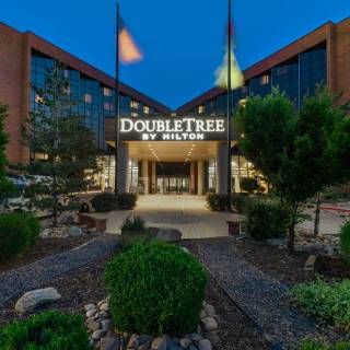 DoubleTree by Hilton Hotel Denver-Aurora