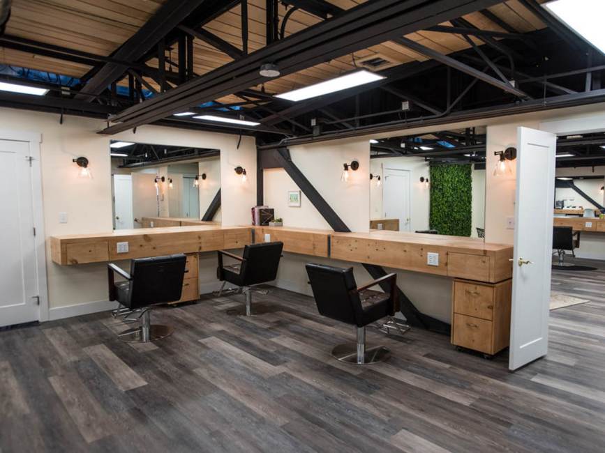 Clementine's Salon Visit Aurora