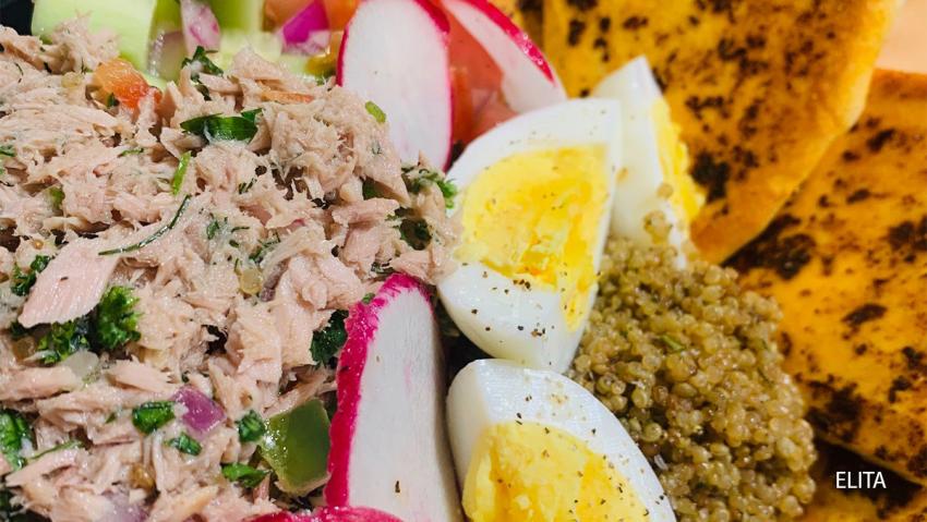 ELITA dip and veggies