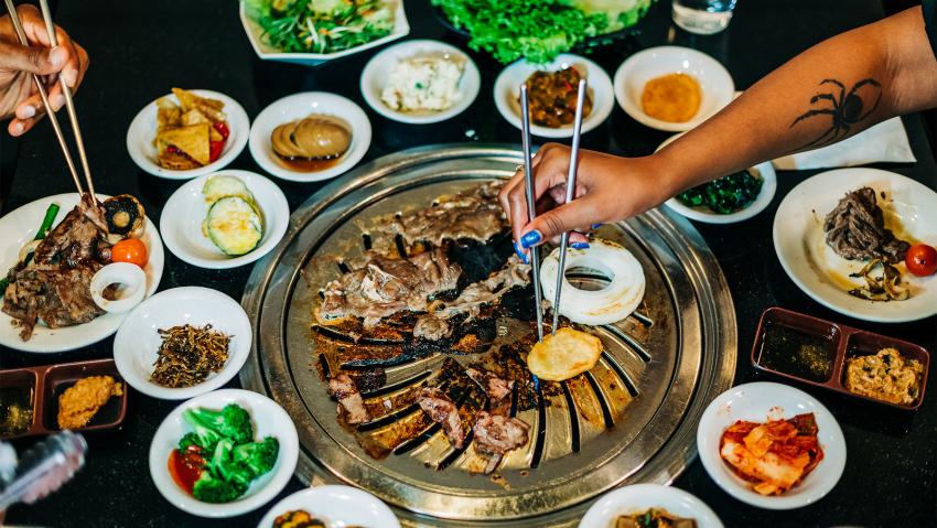 Diners enjoy Korean BBQ in Aurora Colorado